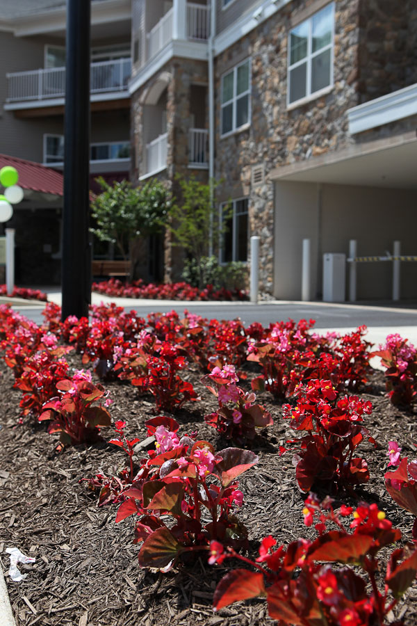 ELandscape Specialty Solutions, LLC.The View At Mill Run Apartments